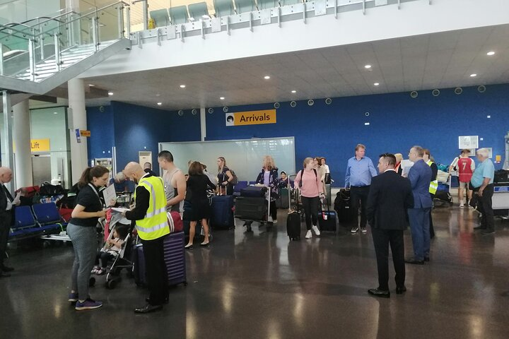 Southampton Cruise Terminal/Hotel to London with Stops at Salisbury & Stonehenge - Photo 1 of 8